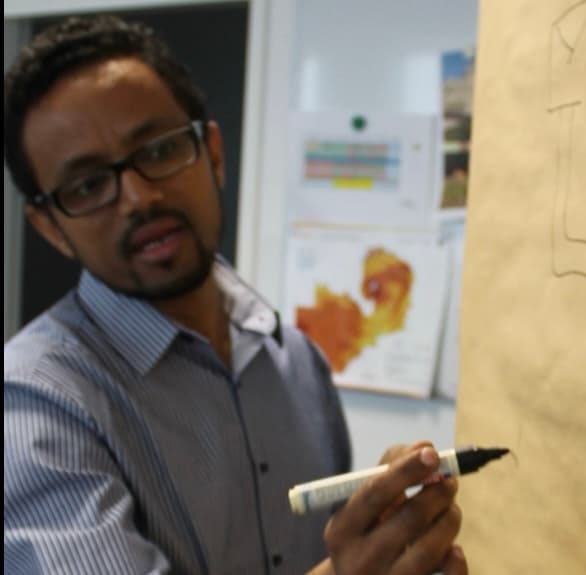 V1 Russom Pasted Graphic 3